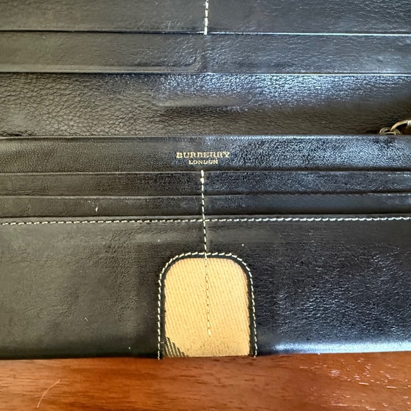 Burberry Leather Tartan Pattern Wallet - Picture 2 of 4